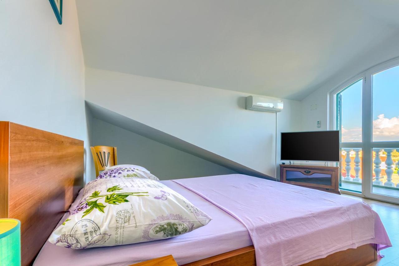 Apartmani Vukicevic Vodice Eksteriør bilde