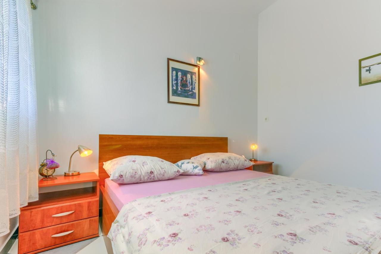Apartmani Vukicevic Vodice Eksteriør bilde