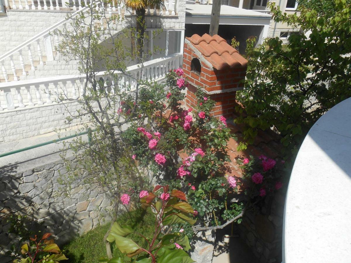 Apartmani Vukicevic Vodice Eksteriør bilde