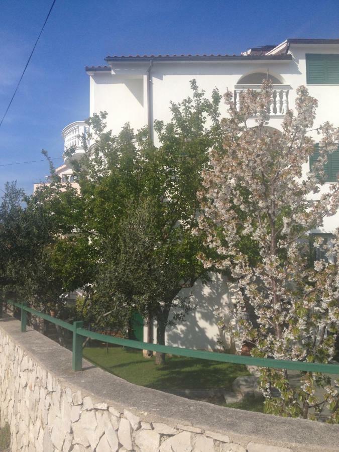 Apartmani Vukicevic Vodice Eksteriør bilde